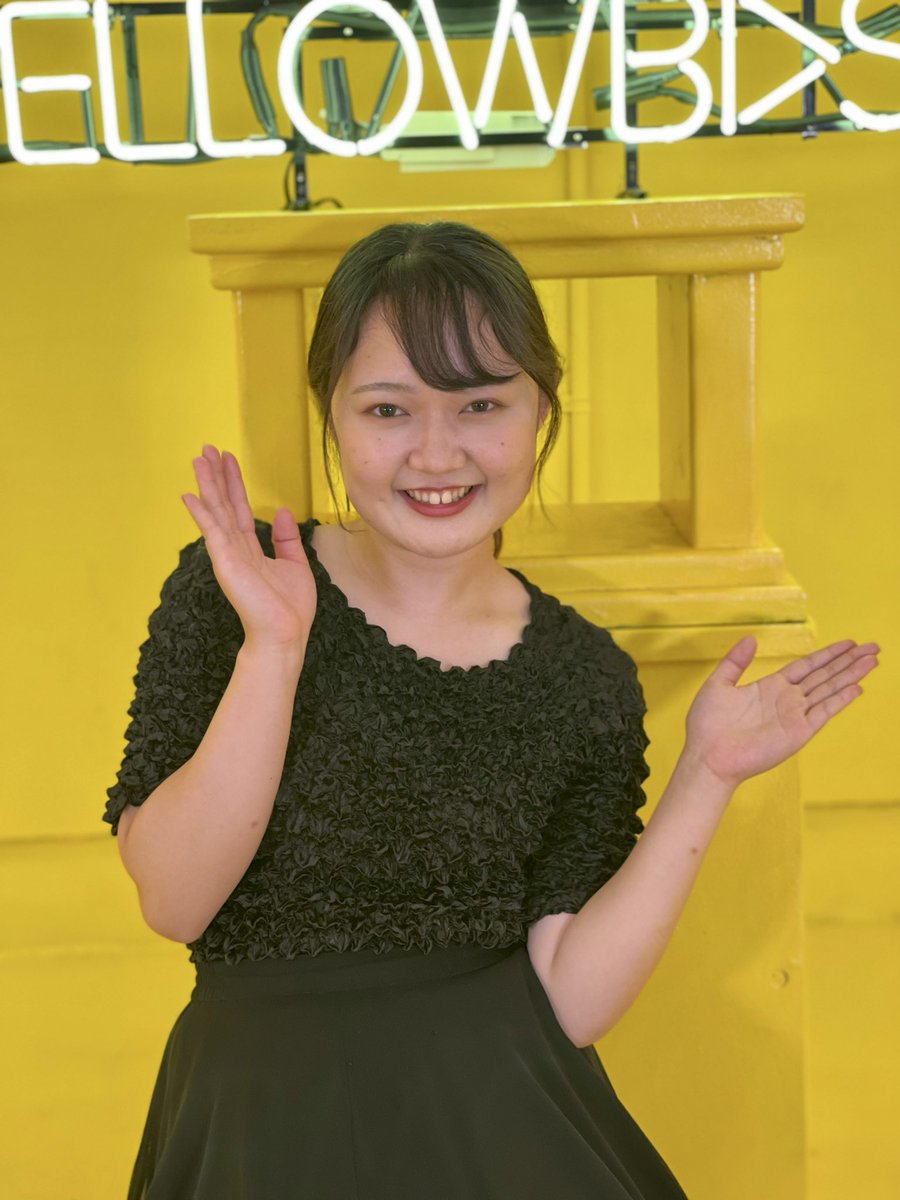 tomomo_SSW's tweet photo. 今日も可愛かったカミカワユウナちゃん♪(*´-`*)
司会も頑張ってたなー♪
うん、頑張った(笑)
ギリギリスタートに間に合ってライブも見れたし、大好きなパラレルも聴けたし、頑張って走って、頑張って階段上って良かった(笑)
#カミカワユウナ
#budsbase
#yellowbase https://t.co/659hwYBgiD