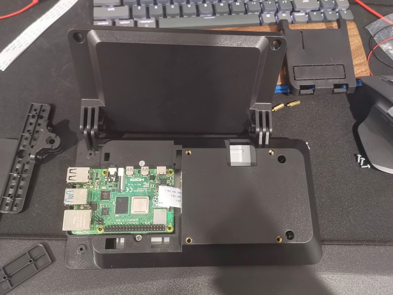 Mwakldeu's tweet photo. A happy client! Android Auto! 
Powered by #crankshaft &amp; #openauto #raspberrypi 
Next Subaru..... https://t.co/1wVDz5EdtD