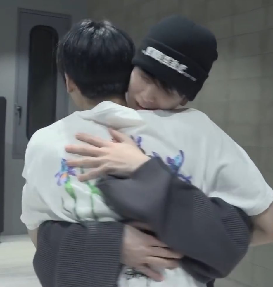 happy birthday younghoon ♡
#HBD_YOUNGHOON_S2
#영훈아_생일축하해_해랑사