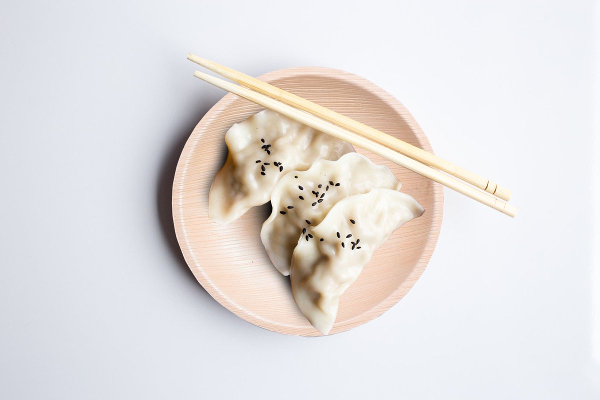 leavesware's tweet photo. “Give me one more Areca plate of momos” 🍽️😍

#leavesware #ecolives #ecofriendly #products #nature #decomposting #biodegradable #arecapalm #leafplates #bioworld #naturecare #plasticfree #zerowaste #plates #plasticfree

contact us for orders
info@leavesware.in https://t.co/ZHxJ4LdIY6