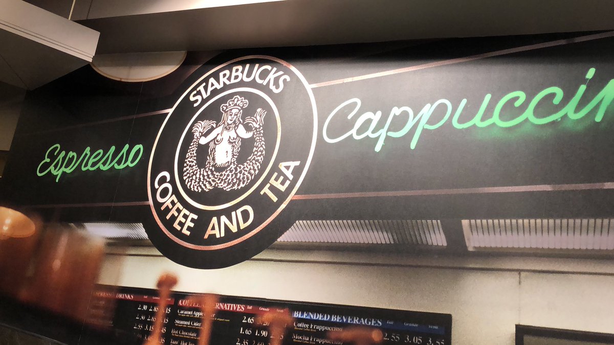 Lisaannsview's tweet photo. When @Starbucks brings down your birthday because you tell the barista it’s your birthday and you want to use your free birthday drink and she crabs at you “we don’t do that here”. @HarrahsVegas #birthday #disappointed https://t.co/O6wkh5ZC2G