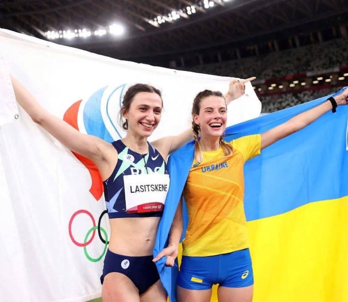 selloutxboy's tweet image. ❤️