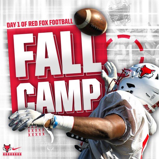 Marist_Fball's tweet photo. And so it begins… #DefendTheDen #GoRedFoxes https://t.co/uvln385gJo
