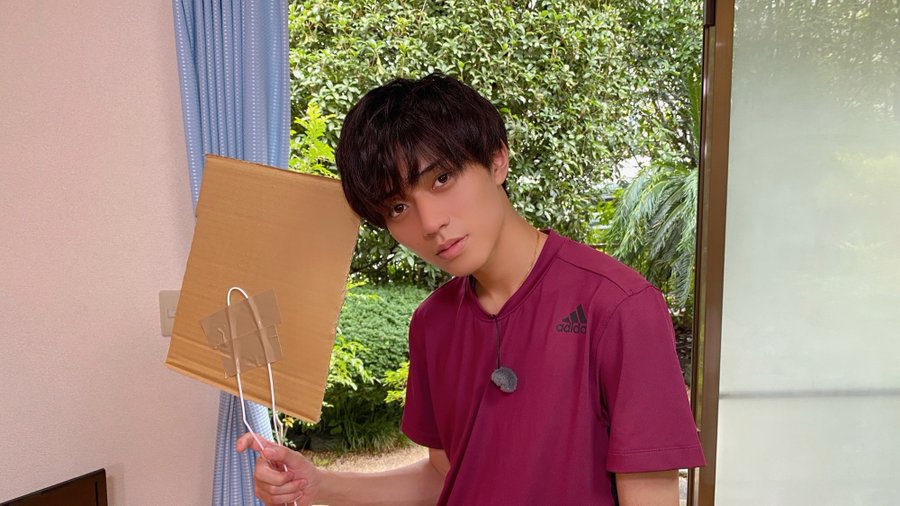 永瀬廉が夏の大掃除を解決 明日8 10放送 Zip 解決 King Prince 登場 ティアラ城 情 報