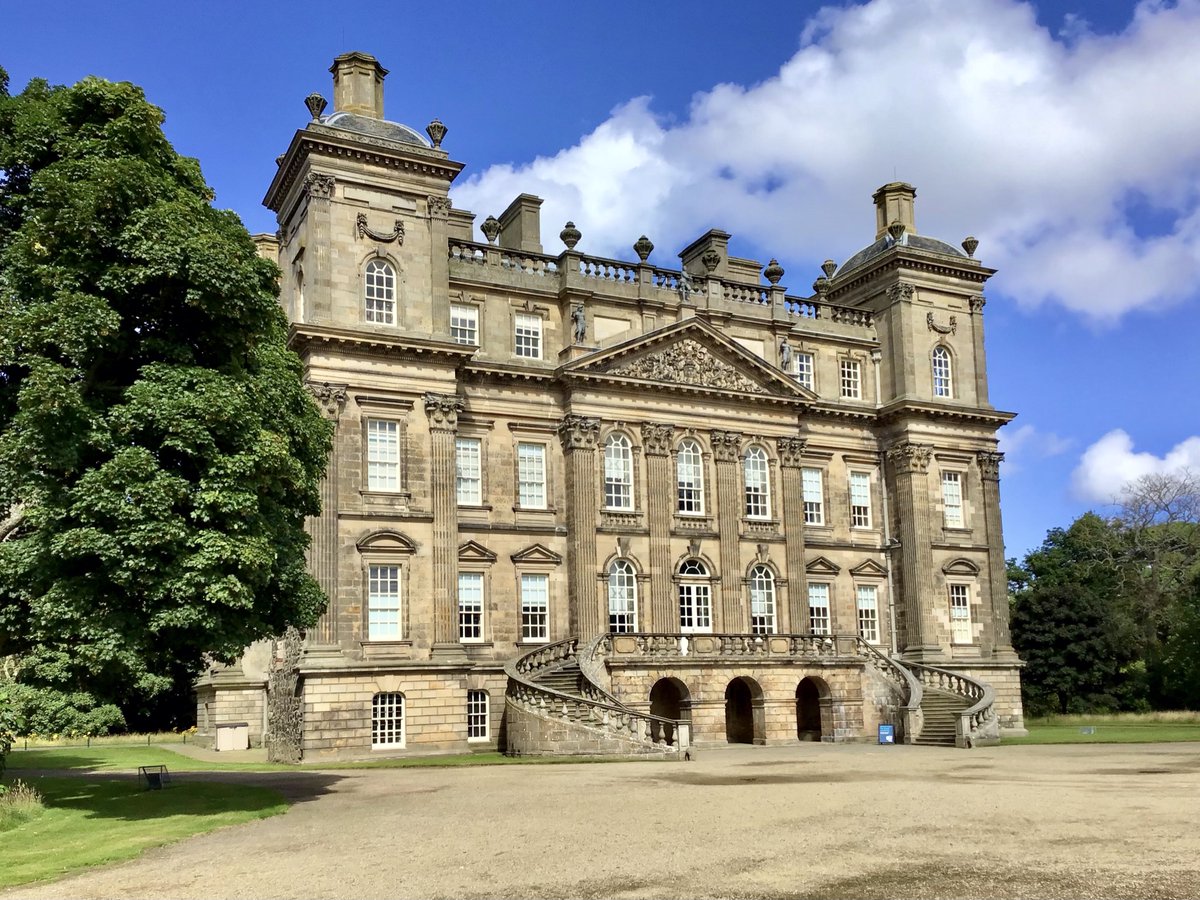 TheMackTrails's tweet photo. On our #walking route today we took a wee turn around the grounds of #DuffHouse - now a partner art gallery for the #NationalGalleriesofScotland this grand Georgian mansion house always makes a strong impression β¦ π
#Hiking #Banff #BanffScotland #Aberdeenshire #Scotland https://t.co/RmVzjBJvKa