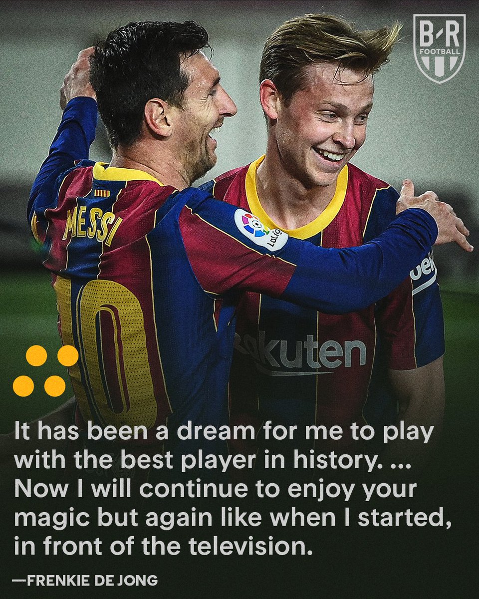 brfootball's tweet photo. The Barcelona players said goodbye to Messi ❤️ https://t.co/WfIioxZWcy