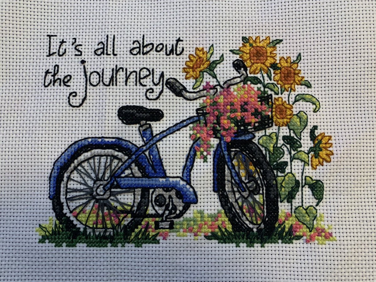 Lu_seeee's tweet image. #CraftTwitter where are you all?
I need some inspiration and motivation to help me get my crafting mojo back.
The year started off so well with #ACraftADay2021 but my mental health took over, now I’m back in control I want to get back on it.
#HelpMeFindCrafters