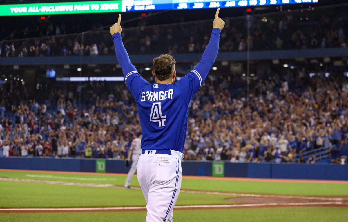 BlueJays tweet picture