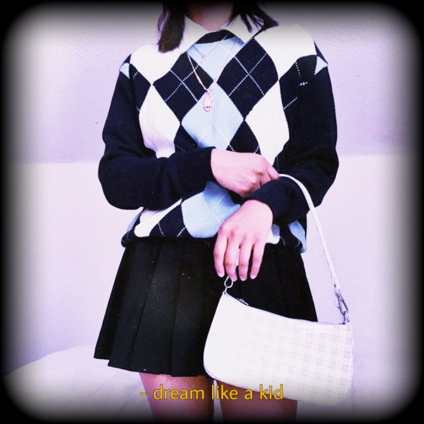 ISN’T IT ROMANTIC
————————————

ℂ𝕙𝕝𝕠𝕖 𝕒𝕤 ᴛʜᴇ ᴍᴀɪɴ ᴄʜᴀʀᴀᴄᴛᴇʀ’ꜱ ʙᴇꜱᴛ ꜰʀɪᴇɴᴅ

#AnubisCreation