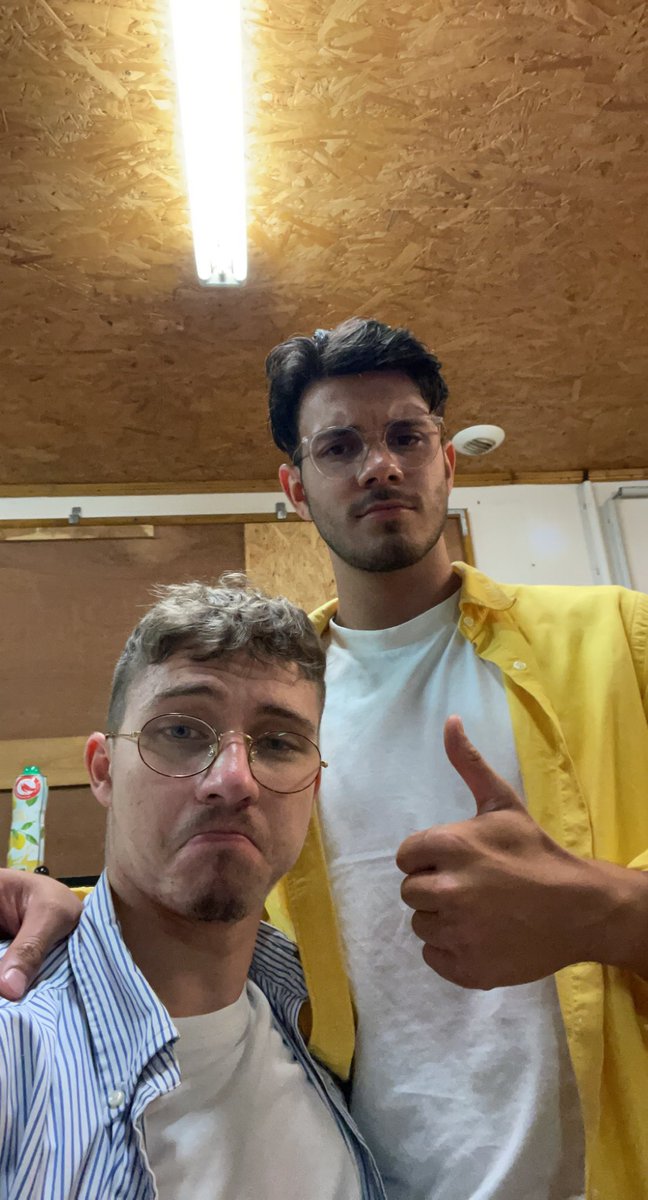 Enfin, notre dernière recrue qui accompagnera notre staff médical. Notre nouveau physiothérapeute, monsieur Martin Copéré, notamment adepte de la boisson…