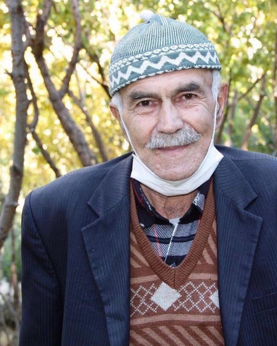 Mardin'de yaşayan 66 yaşındaki Şehmus Erginoğlu 1995 yılından beri çöplük alana fidan dikiyor. Sadece o bölgeye şimdiye kadar 10.000 fidan diken Erginoğlu, çöplük alanı ormanlık alana dönüştürdü.👏👏