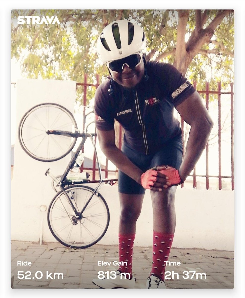 MaverickMpya's tweet photo. Me & my side dish #SlayQueen after eating Hills for Brunch, she takes me wherever she says I take her🤣
The Goal was achieved, 800m Elevation, next stop... 1000m😋🙈Calling☎️ the PAIN line😁
#CycleWithMAVERICK #Bontrager #WavecellHelmet #XTigerSportsGear #BontragerBallista https://t.co/56eakNo46D