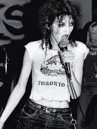 teenangerTO's tweet image. Chicago has Michael Jordan and Toronto has Michaele Jordana.