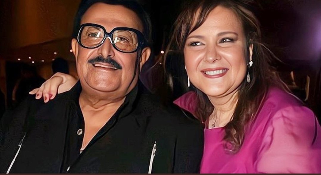 لا حول ولا قوة الا بالله... إنا لله وإنا إليه راجعون 
مجتمعين في الجنه ان شاء الله 🙏🏼
ربنا يصبر بناتهم يا رب