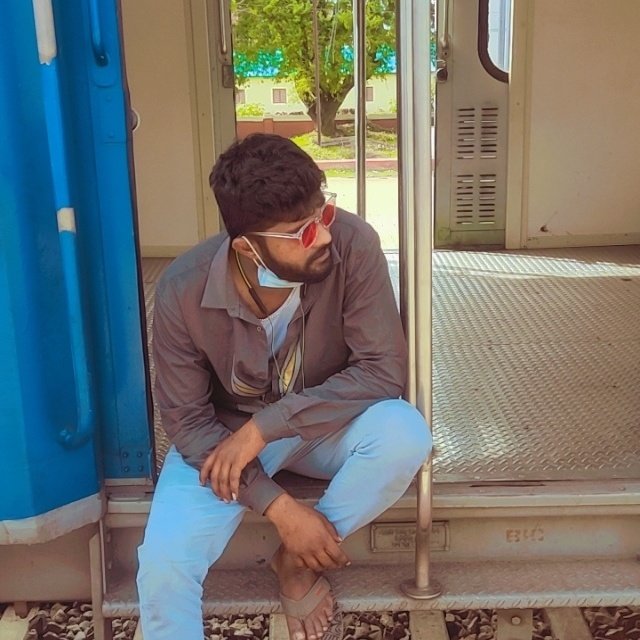 RevanthKumarN2's tweet photo. #NewProfilePic https://t.co/feFtXUp304