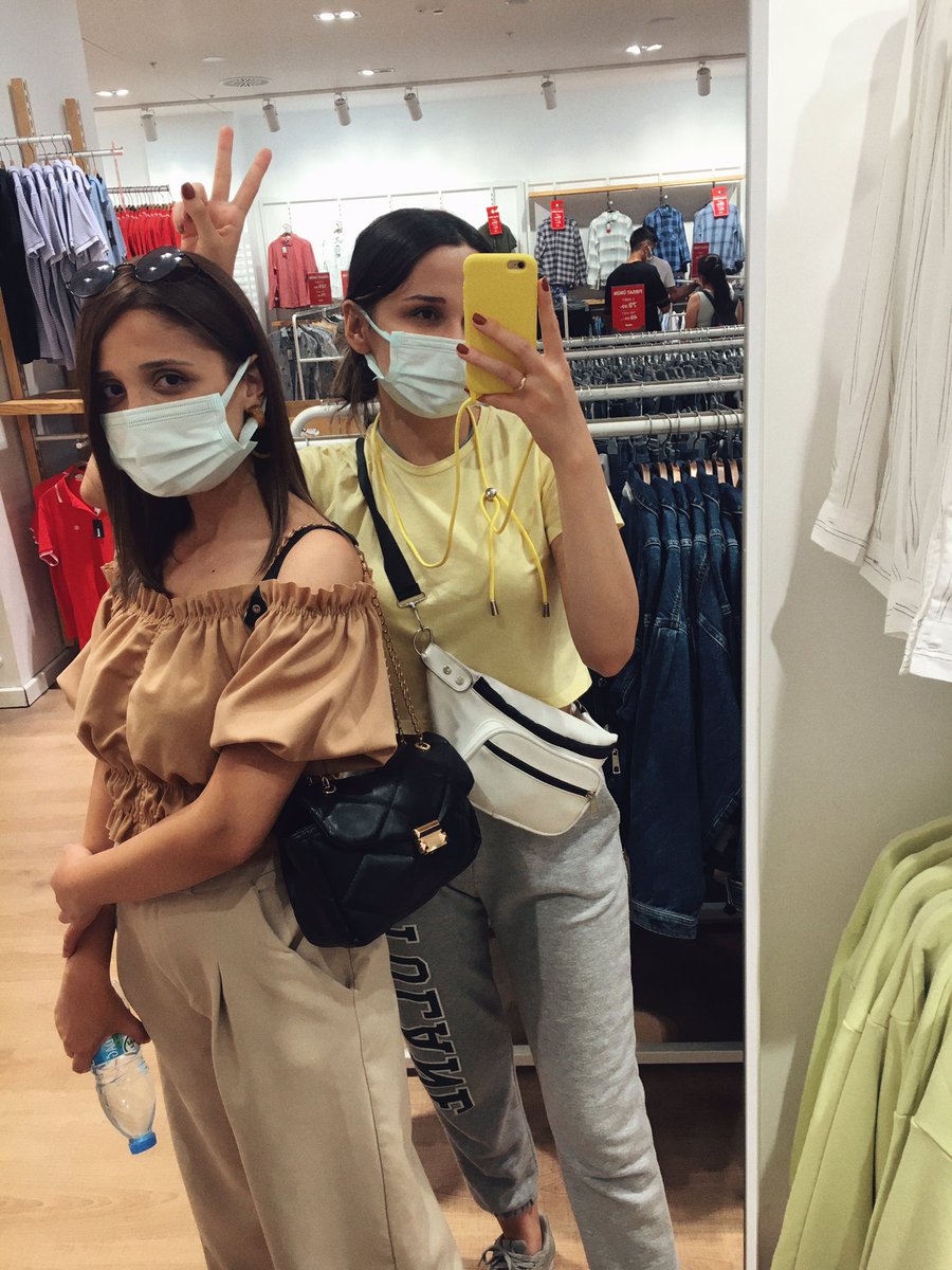 Her zaman iki kardeşten biri pelunsu diğeri mahmut abidir @mrvmrvz