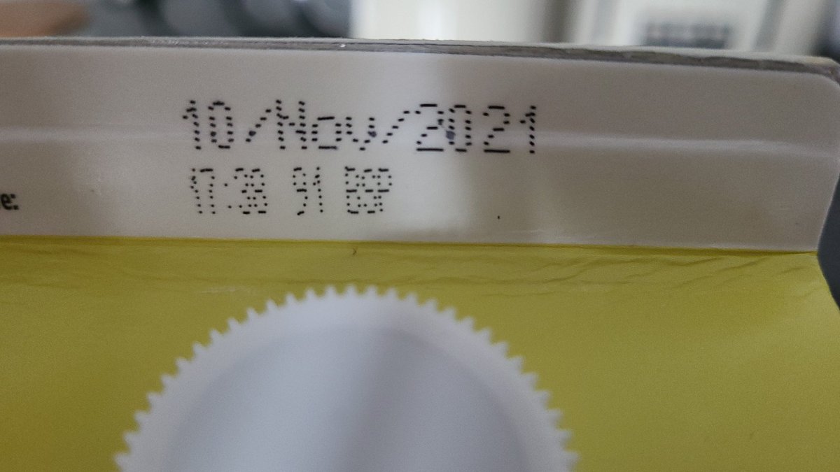 Basha_stins's tweet photo. @asda @AsdaServiceTeam just opened the second carton to find the same issue https://t.co/tyP12ZlGqi