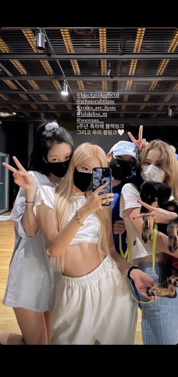 cocoblinkiu's tweet photo. Todas estas fotos son mejor que casi todos los projectos 4+1

FIVE YEARS WITH BLACKPINK
#BLACKPINK5thANNIVERSARY 
#블랙핑크_오주년_블링크랑_오래오래 https://t.co/5q6nmSwg0p
