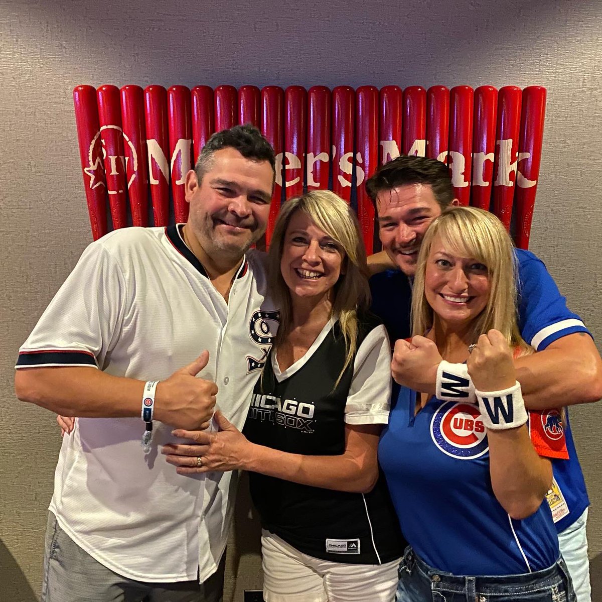 shelcook's tweet photo. A wonderful day at Wrigley and a fun family rivalry! Go Cubs 💙 https://t.co/VleB86NVuh