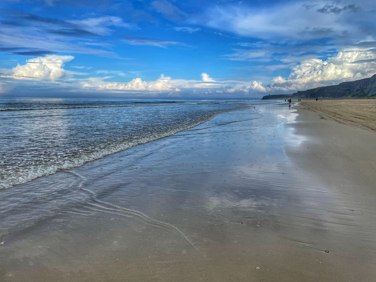 Alan Bratton (@alanbratton) on Twitter photo Benone beach this afternoon. A bit better looking towards Downhill than Magilligan <a href="/WeatherCee/">Cecilia Daly</a> <a href="/barrabest/">Barra Best</a> <a href="/bbcniweather/">BBC NI Weather</a> @beautifululster <a href="/BeautifulPlaces/">BeautifulPlaces</a> <a href="/VisitCauseway/">Visit Causeway Coast & Glens</a> Benone beach this afternoon. A bit better looking towards Downhill than Magilligan <a href="/WeatherCee/">Cecilia Daly</a> <a href="/barrabest/">Barra Best</a> <a href="/bbcniweather/">BBC NI Weather</a> @beautifululster <a href="/BeautifulPlaces/">BeautifulPlaces</a> <a href="/VisitCauseway/">Visit Causeway Coast & Glens</a>