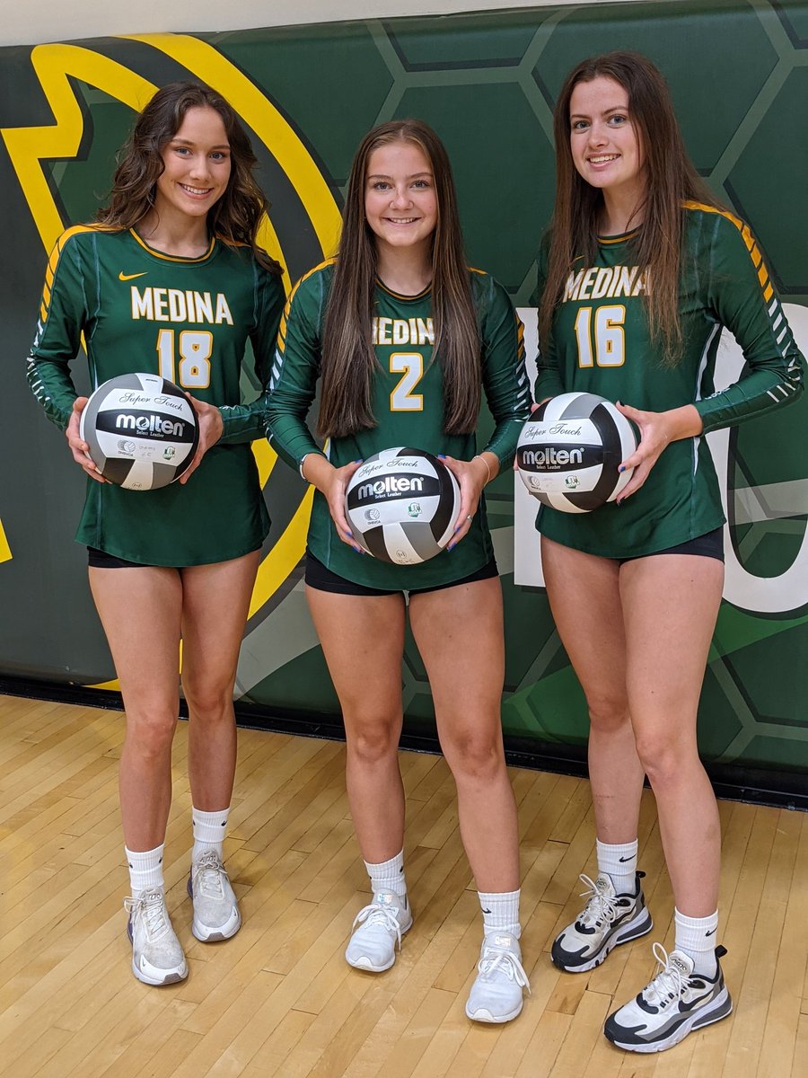 Congrats to the 2021 Varsity Tri-Captains! <a href="/makenzieschelle/">Makenzie</a> <a href="/chloewise22/">Chloe Wise</a> <a href="/bellavein3/">Bella</a>