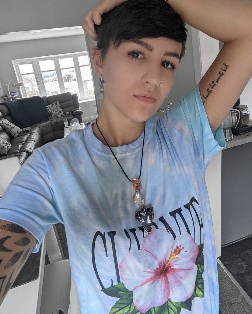 We love customer photos 😍 #clvonve #poolside 

📸IG: teganjadeex