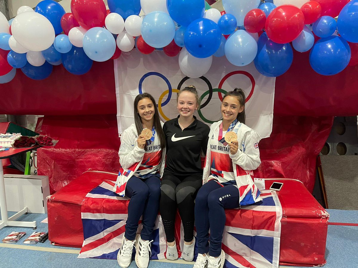 JessicaDaykin2's tweet photo. They’re back🥉
Welcome home Twinnies, missed you🤍 https://t.co/qdSCAZ8SLN