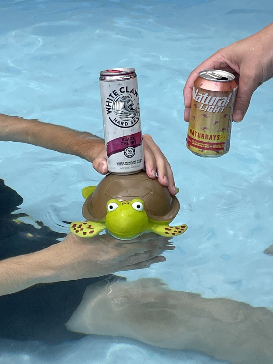 itsjustmorrison's tweet image. Drinking with @cloakzy today lmaoo @NICKMERCS #franklintheturtle
