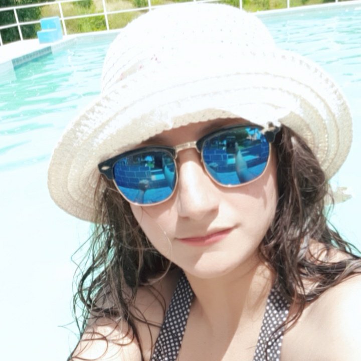 moon_flores's tweet photo. #NuevaFotoDePerfil https://t.co/q5v7rNlhFq