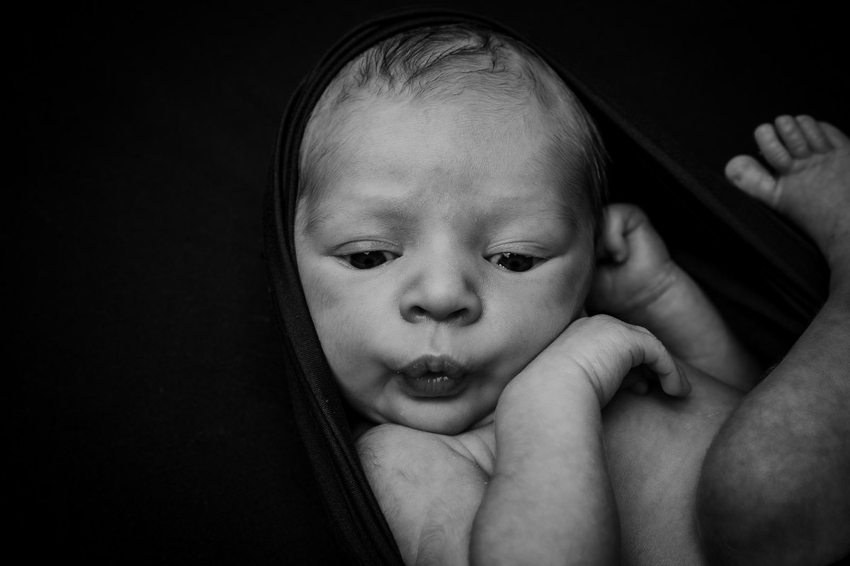 taylorr_33's tweet photo. I’m in awe everyday that @jake_holguin13 and I created this perfect baby boy. ❤️ https://t.co/qYh19jnKS5