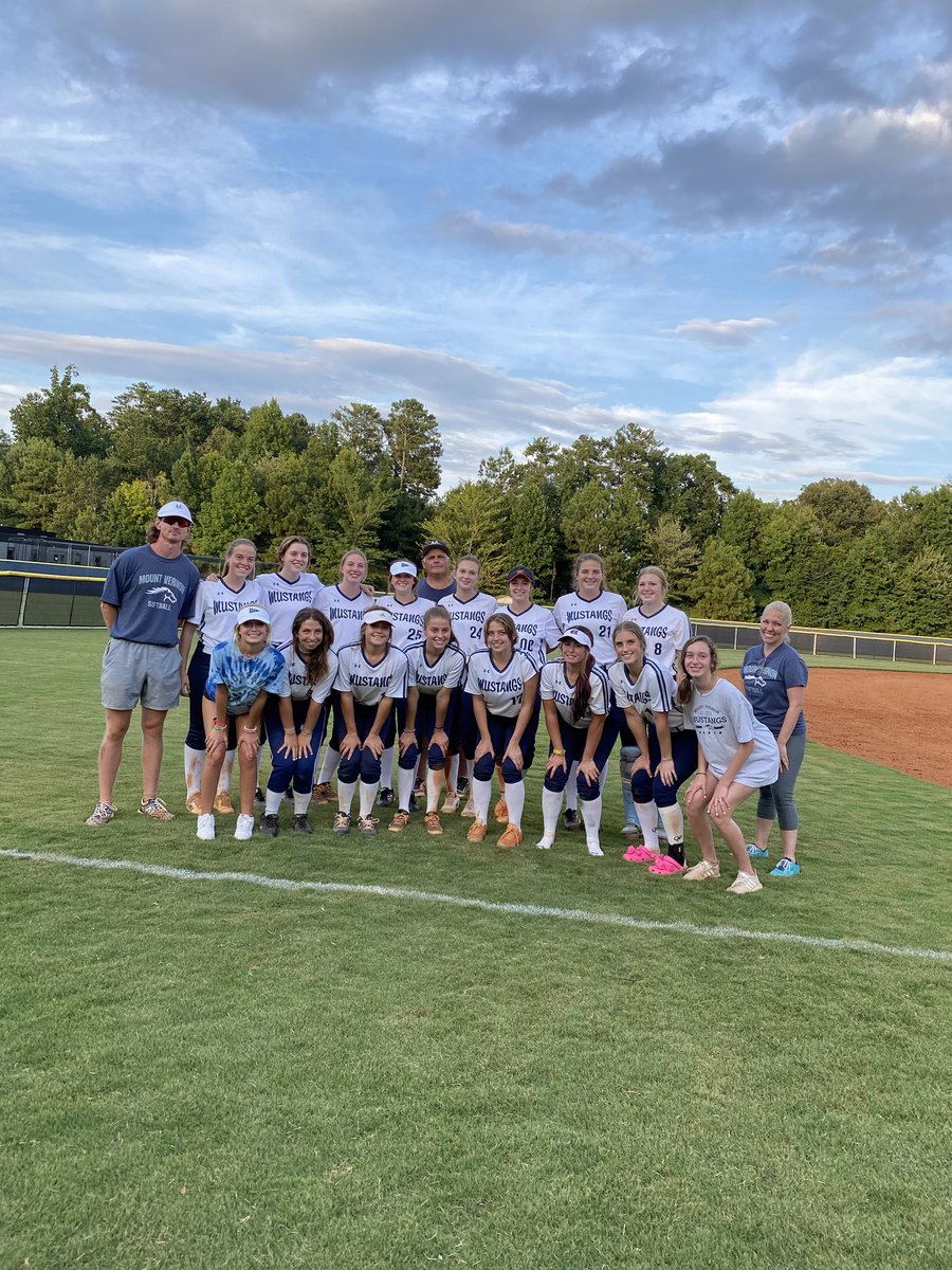 Home opener at Mustang Park ✅ First win of the season ✅ Grit ✅ ⁦<a href="/MV_Athletics/">Mount Vernon Athletics</a>⁩ ⁦@MVPSchool⁩ #MustangPride