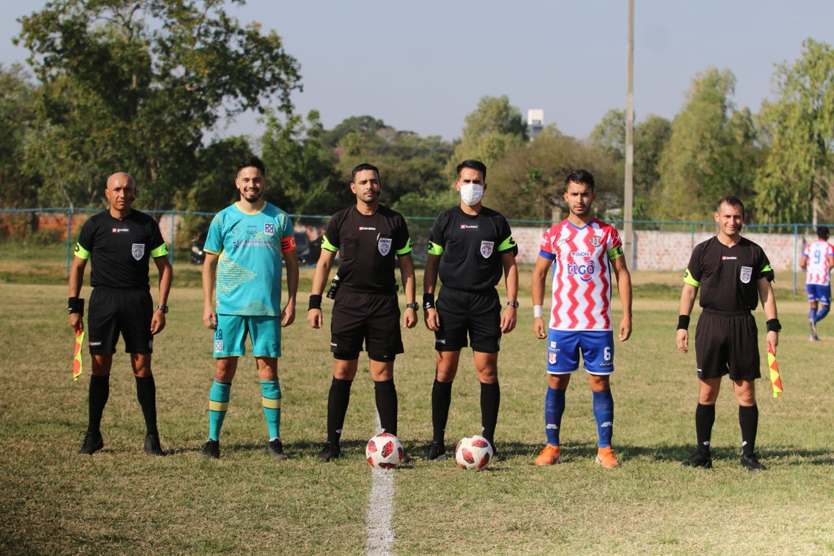 APFPrimeraB's tweet photo. #APFPrimeraB ⚽️
⏱ 10'
➡️ #Tembetary 0
➡️ #ColónDeÑemby 0
➡️ #Limpeño 0
➡️ #PHayes 0
➡️ #Atlántida 0
➡️ #ColónDeJAS 0
🗓 Fecha 21. https://t.co/JUtfzZQ1Si