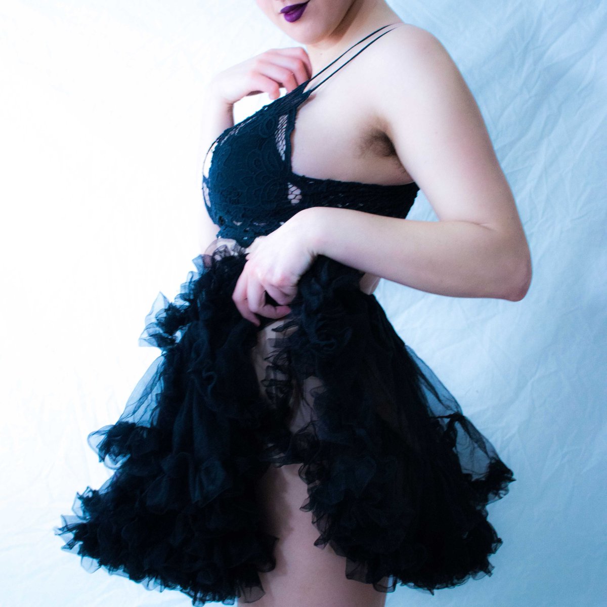 FSangrienta's tweet photo. #black #kink #fantasmasangrienta #sexyspock #trans #nonbinarylove #vancouver #vancouver #wornmodels #fantasmasangrienta #leotard #vancouverkink #vancouverbdsm #sw #sexpositivity #kinkpositive https://t.co/3LbgqwP05l