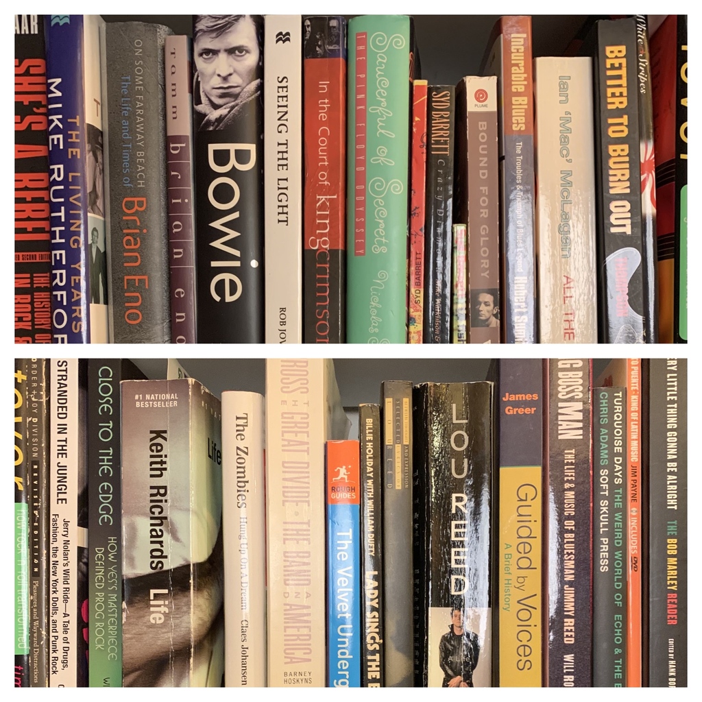 SweetVinylCafe's tweet photo. Do you like to listen to an artist’s work in chronological order as you read a biography about them? Yeah, us too. At Sweet Vinyl we’ll carry all sorts of music-related titles, so you can geek out along with us.
#musicjournalism
#rockbio
#musicbooks
#readaboutmusic https://t.co/8uhgJO2K8z