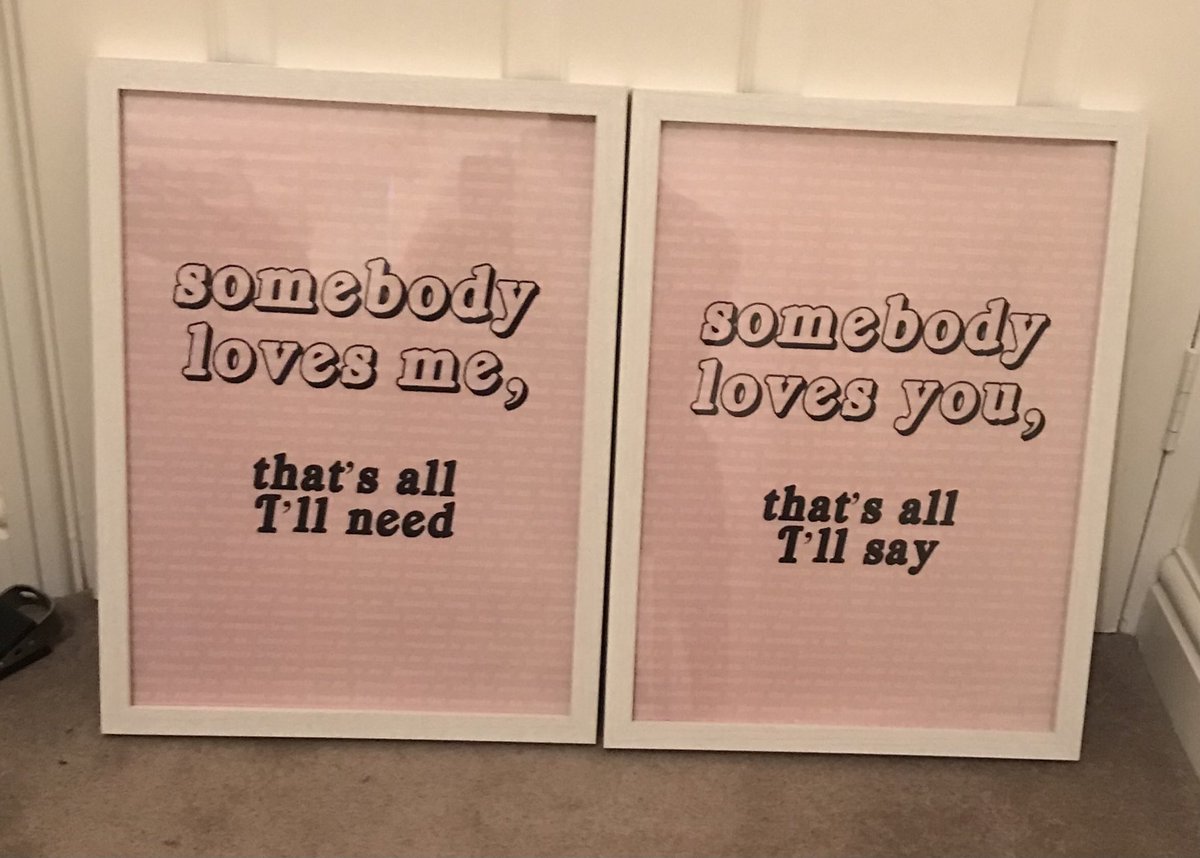 greggbaird2's tweet image. ⁦@TenStoreyPrints⁩ ⁦@shiner_sam⁩ ⁦@TheSnuts⁩ got round to framing these beauties.. what a band, what a song.. Chloe you are wonderful.. big love.. 💙💙💙💙 #snuts