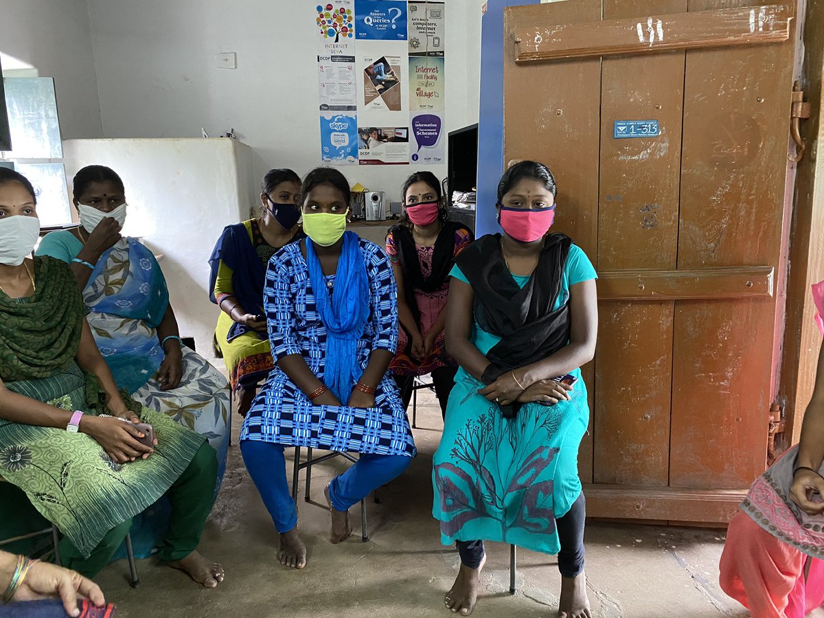 OsamaManzar's tweet photo. All@pf them are the families and children of weaving community in Musiri amd none of them are keen to pursue handloom weaving; why? #HandloomDay https://t.co/wdisqkJDC7