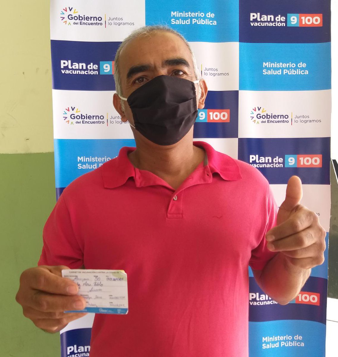 Salud_Guayas's tweet photo. “Me gustó la organización y amabilidad con la que me recibieron en el Centro de Vacunación #SarahFlor, ahora si puedo decir que estoy protegido gracias a la #VacunaCOVID19”, expresó. Pablo Sánchez, de 50 años.
#PlanVacunación9100 #JuntosLoLogramos https://t.co/14Evcove1m