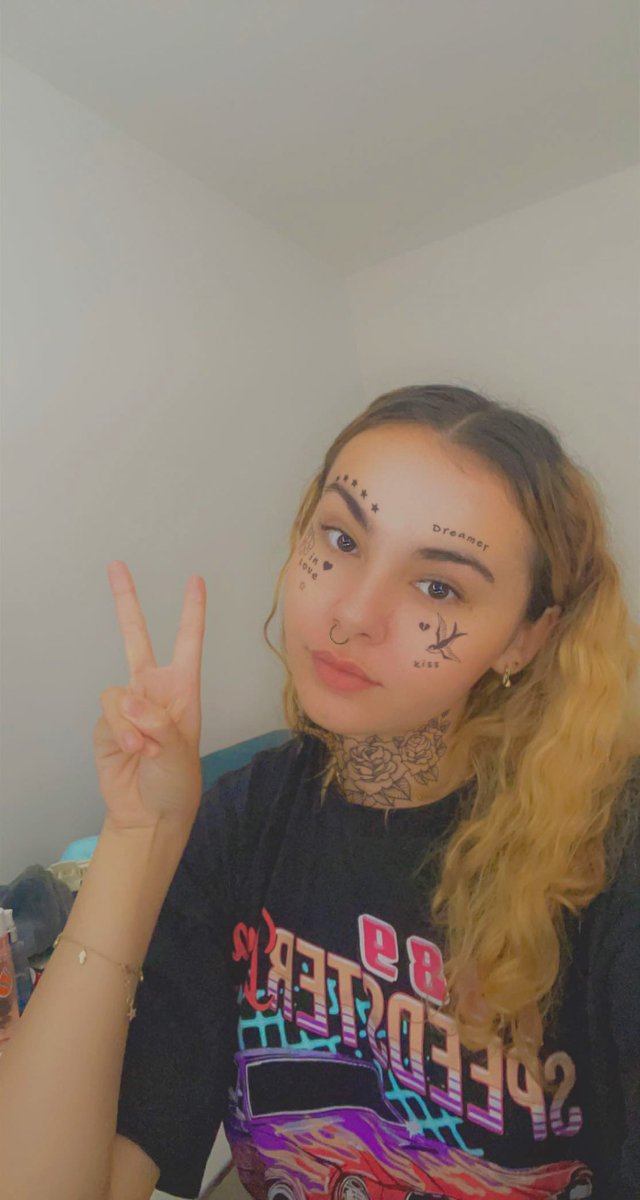 🌸 Phoeberry 🌷 tweet media