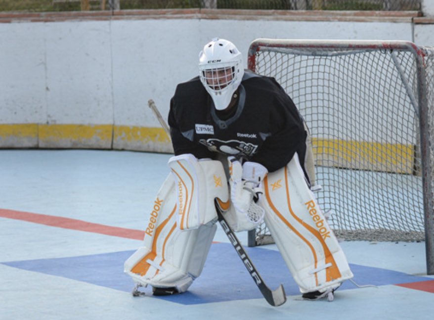 Happy birthday to honorary goalie 

sidney crosby 