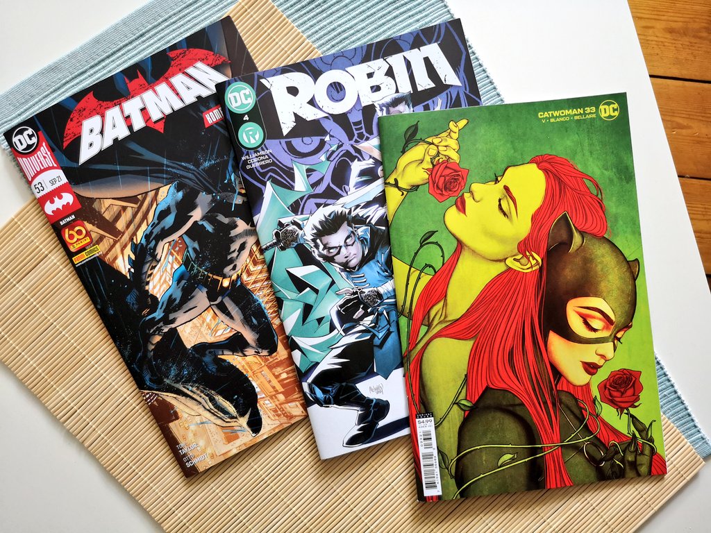 Jeykiyo's tweet photo. Mein heutiger Comicladen-Loot. 😍
#ComicLoot https://t.co/R2yQdCkwyW