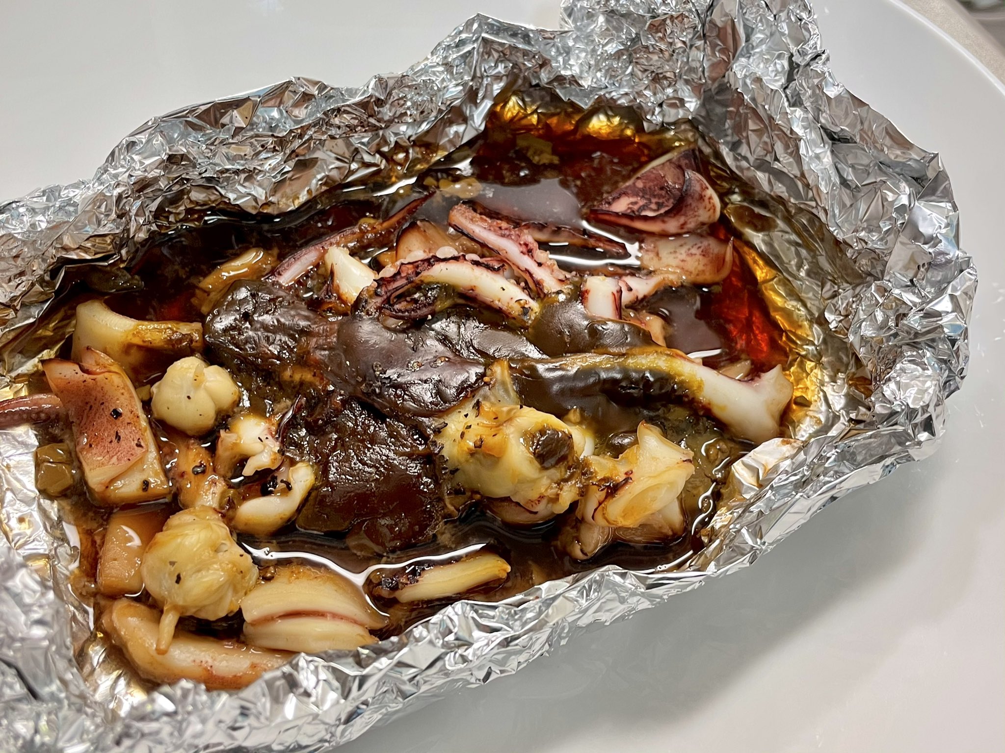あさら イカの肝焼きとイカ飯 目玉取り出そうとしたら潰して破裂してトラウマなんだけど W アニサキス予防で刺身は諦めた 3 Z T Co 44hoypstva Twitter