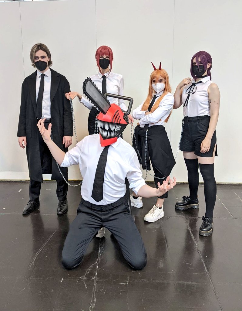 Sabrina on X: My friends and I did a Chainsaw Man cosplay group for  #dokomi2021 and had an incredible fun day! Really missed conventions and  cosplaying 😊  / X