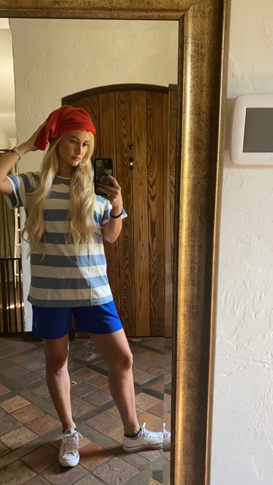 When your son wants you to dress as Smee for his birthday . . . https://t.co/XFEIVxNz4e<a href="/tag/lethallyblonde"class="tags"><span>#lethallyblonde</span></a>