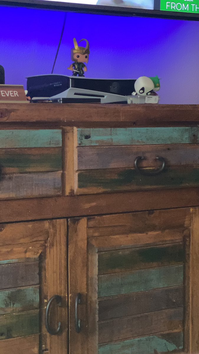 SuperDuperDeets's tweet photo. #NOTAPS5 TRENDING AND MINE SITTING HERE COLLECTING DUST… https://t.co/24RZjtC03V
