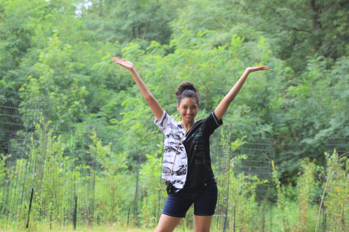 OfficialBeyli's tweet photo. Beautiful sights at the park with a reforestation and city view. It's a crazy coincidence to find the "Eagles Forest" while wearing an Eagles shirt. @Eagles
#birthday #officially23 #eagles #naturephotography https://t.co/ahQDH8vy15