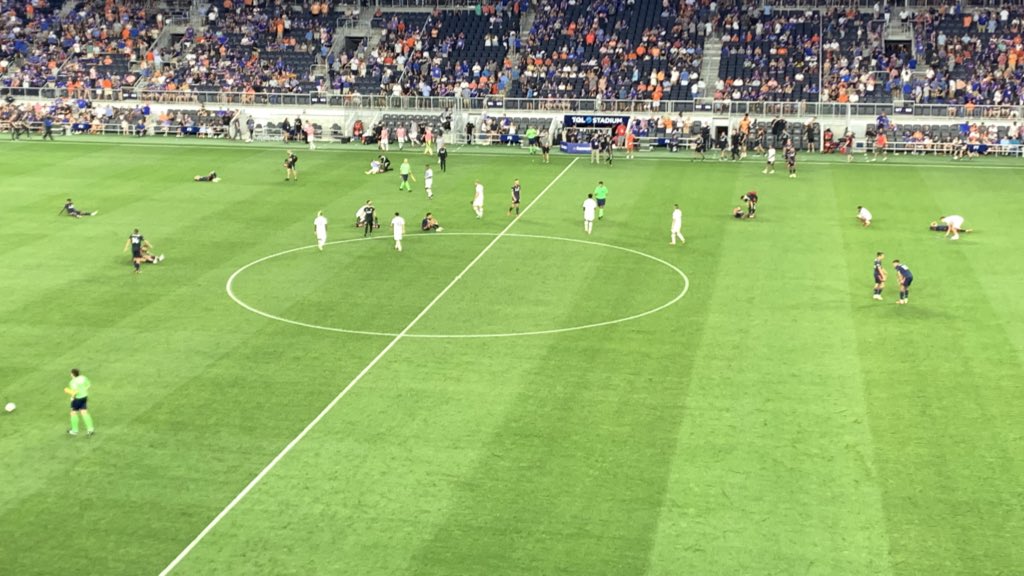 ThreeDEF's tweet photo. An absolutely exhausted bunch. #FCCincy #CINvORL https://t.co/kDoYYgXbTA