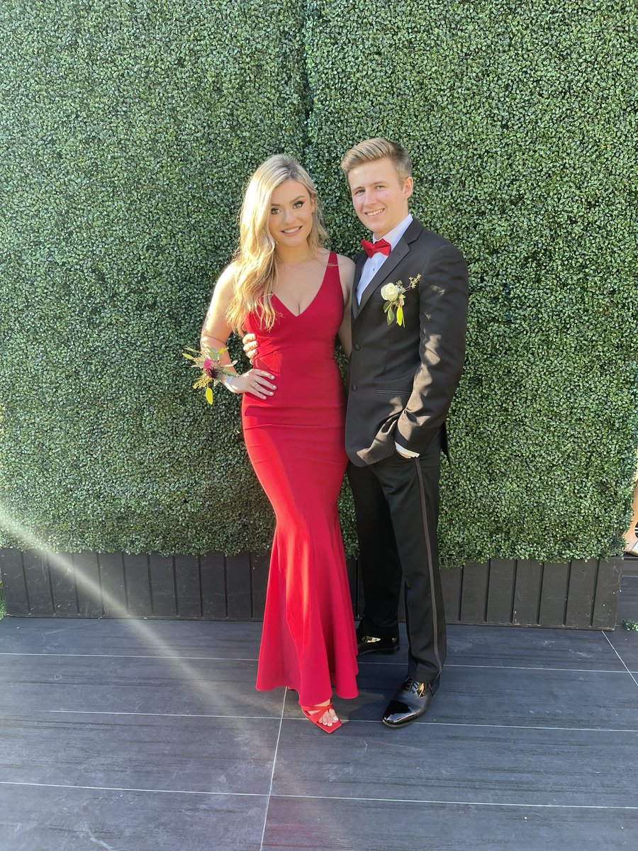 Symfuhny's tweet photo. First time wearing a tux :) https://t.co/nrC1D3Zv8j