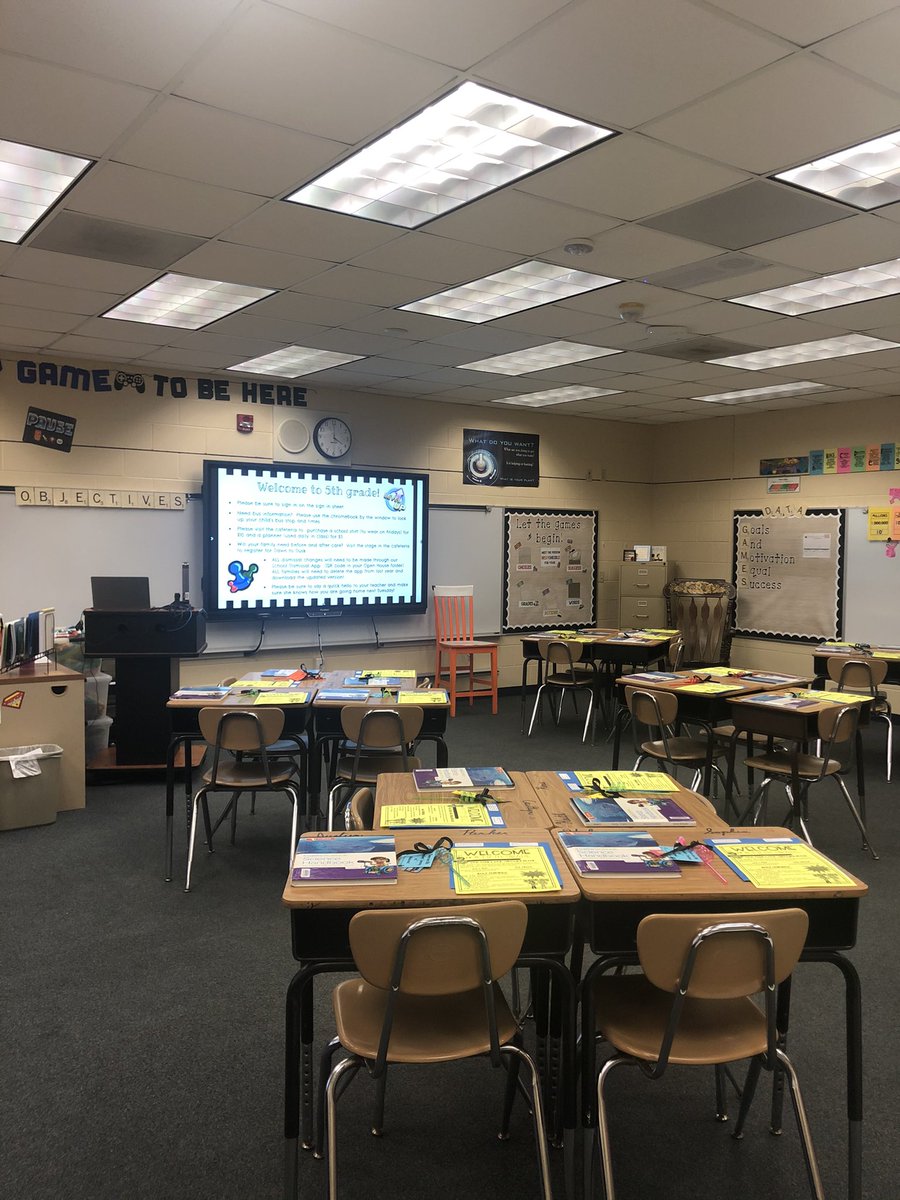 Grade5Fun's tweet image. Hoping for a successful and safe school year- game on! #BacktoSchool2021 #openhouse #teachertwitter