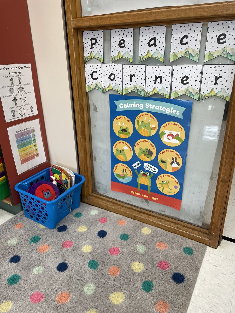 𝙹𝚞𝚕𝚒𝚎 𝙳𝚘𝚜𝚜𝚊𝚗𝚝𝚘𝚜 tweet media