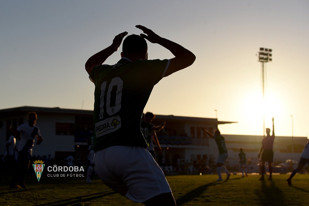 CordobaCF_ofi's tweet photo. 📸 GALERÍA || El #RecreCCF (1-0), en imágenes. 

https://t.co/jZbGxi2HUL https://t.co/uYeJuUJGTH